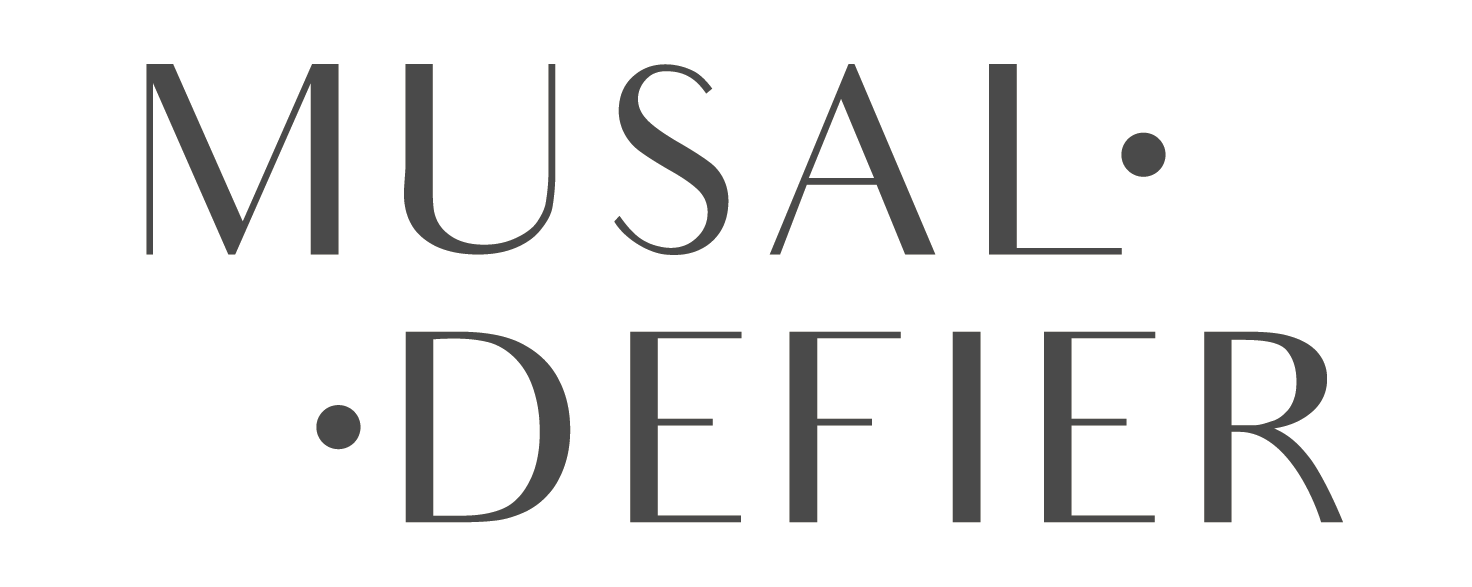 musal defier logo vertical